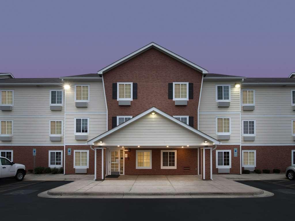 Extended Stay America Select Suites - Cleveland - เมนทอร์ ภายนอก รูปภาพ