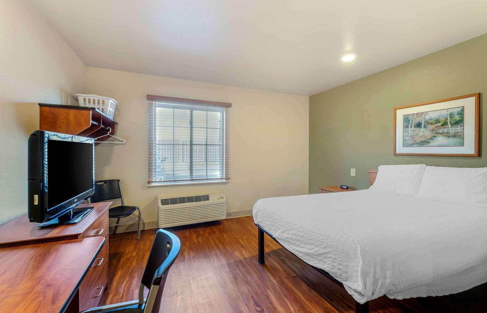 Extended Stay America Select Suites - Cleveland - เมนทอร์ ภายนอก รูปภาพ
